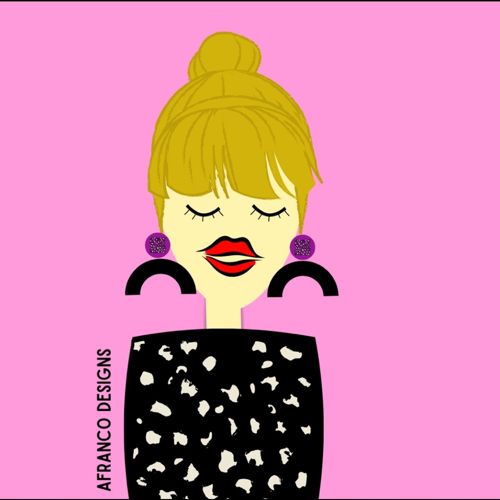 Meet your Posher, Adrienne